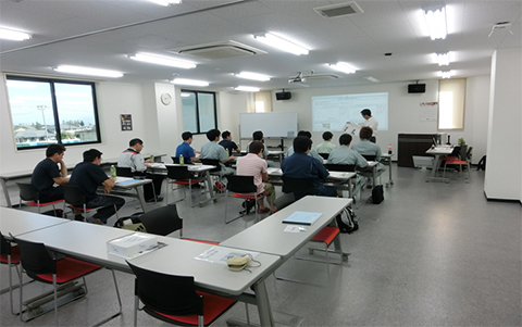 2016年9月2日(金)第1回技能検定前学科講習会を開催しました。