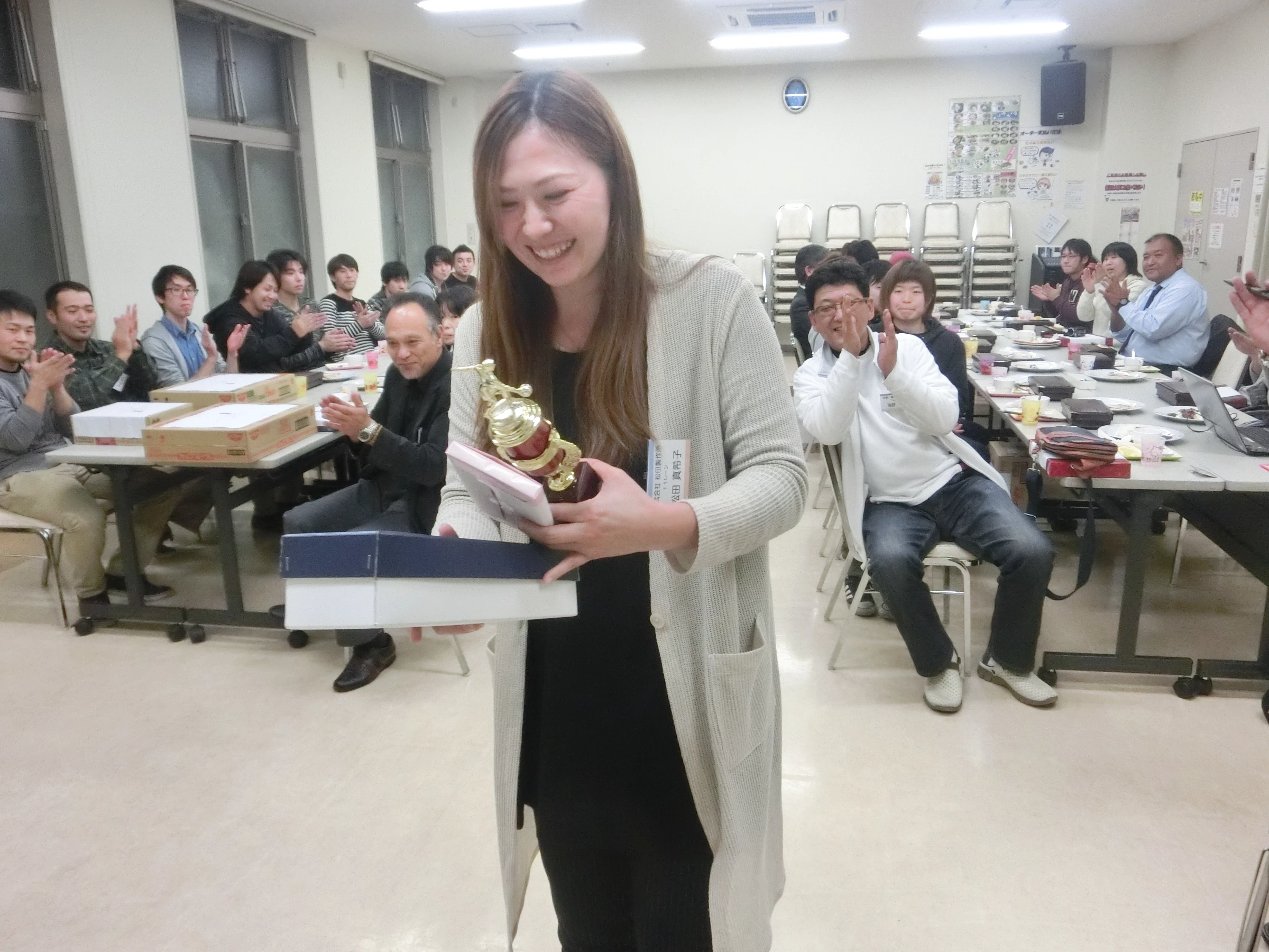 2015年11月27日(金)第5回ボーリング大会を開催しました。