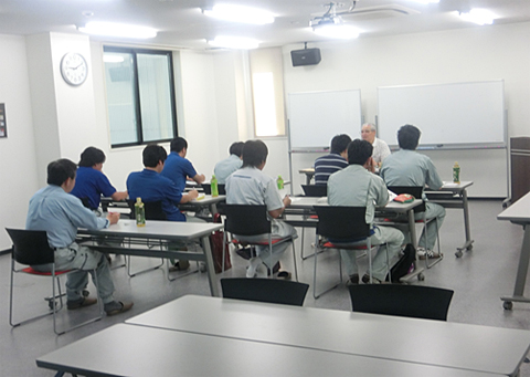 2015年7月10日(金)第1回ミドルマネージメントセミナーを開催しました。