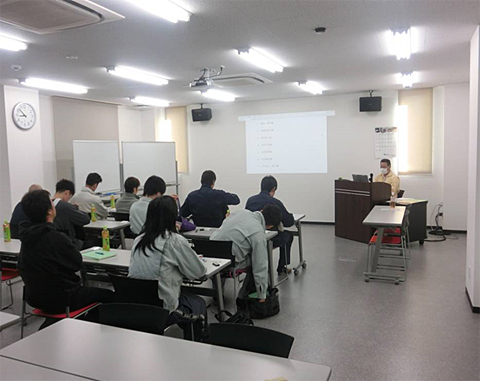 2015年11月6日(金)第3回技能検定前学科講習会を開催しました。