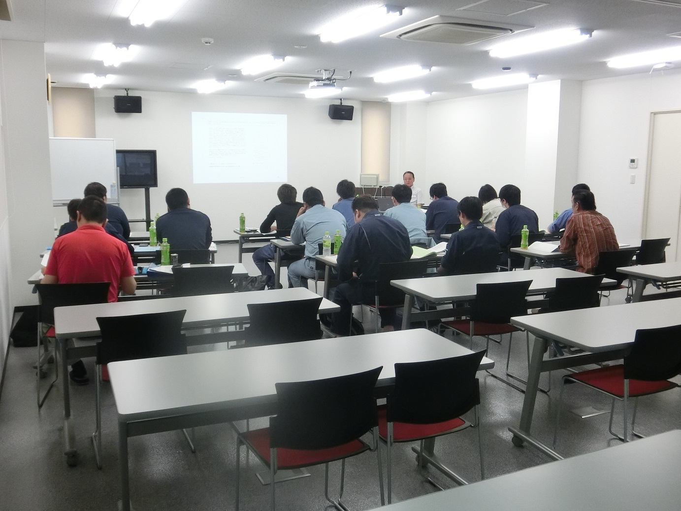 2019年10月3日(木)第2回技能検定前学科講習会を開催しました。